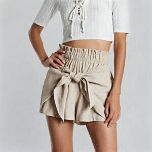 BCBGeneration Bow-Tie Shorts